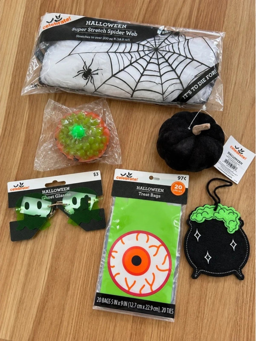 Halloween to go kit
